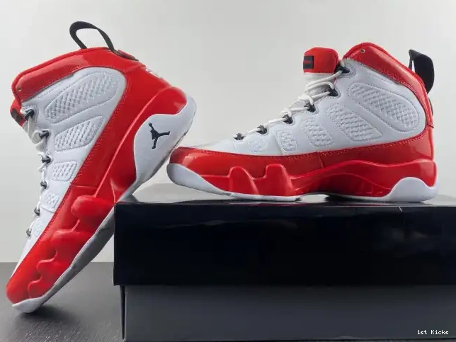 1st Kicks Air Retro Jordan White Gym 302370-160 9 Red 0522